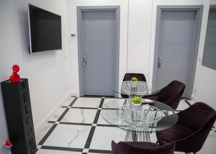 Vhouse Fiumicino